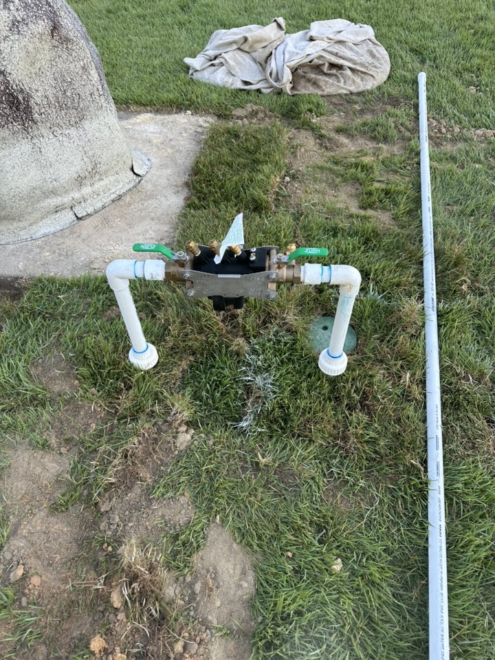 Irrigation lawn trench